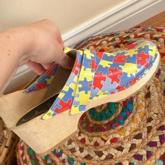 Cape Clogs puzzle wood clogs made in Sweden  38 - Picture 3 of 6